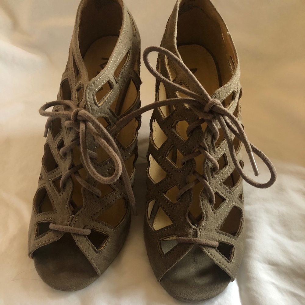 Mia wedge sandals